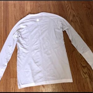 Lululemon swiftly tech long sleeve crew white SZ10